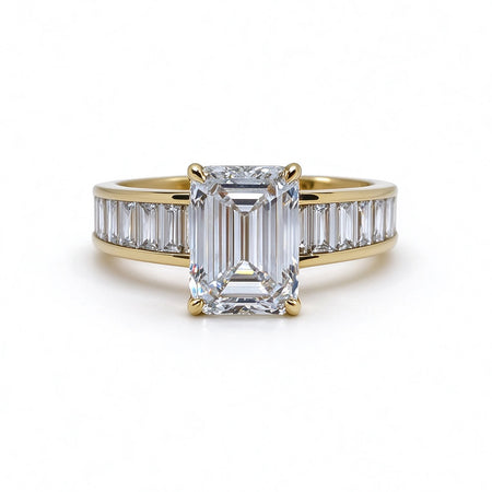 Emerald Cut Ring | Lab-Grown Diamonds | Solid Gold |