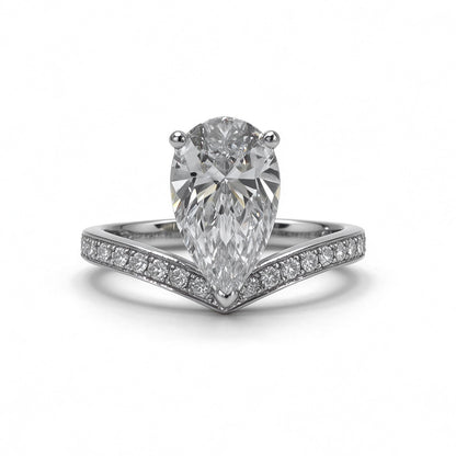 Pear Cut Ring | Lab-Grown Diamonds | Solid Gold |