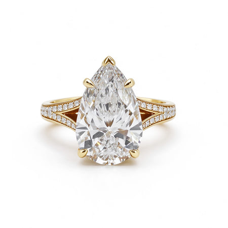 Pear Cut Ring | Lab-Grown Diamonds | Solid Gold |