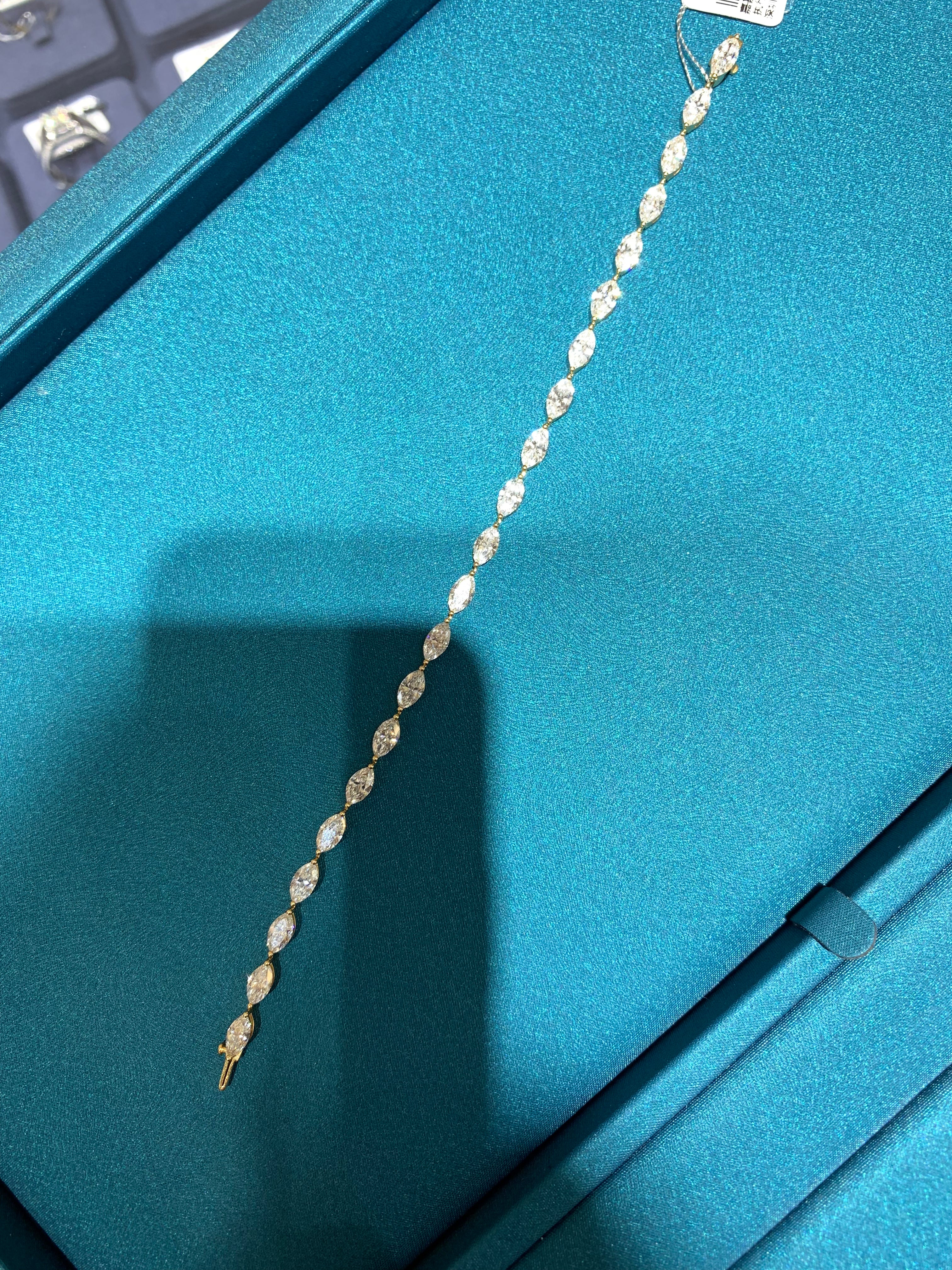 A link for Jennifer to order