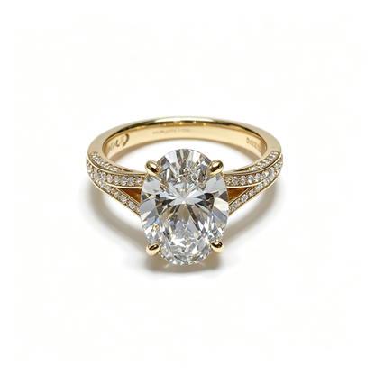 oval ring | Lab-Grown Diamonds | solid gold | split shank | pave band