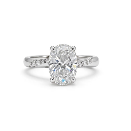 Oval Cut Ring | Lab-Grown Diamonds | Solid Gold |